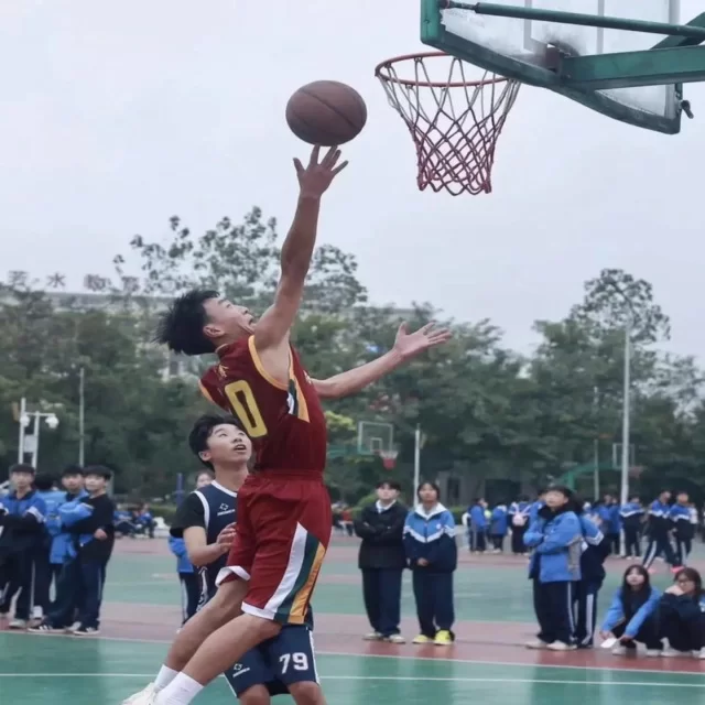 体育新闻热点追踪:数据视角揭示赛场新动向