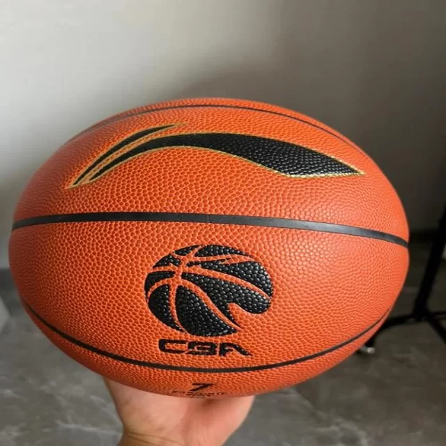 东契奇赛场高效得分引关注